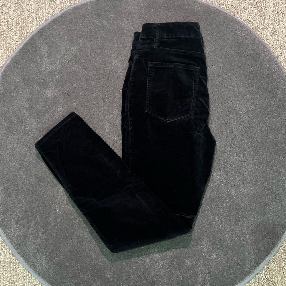 Good American Black Velvet skinnies sz 29/8 - Picture 3 of 5